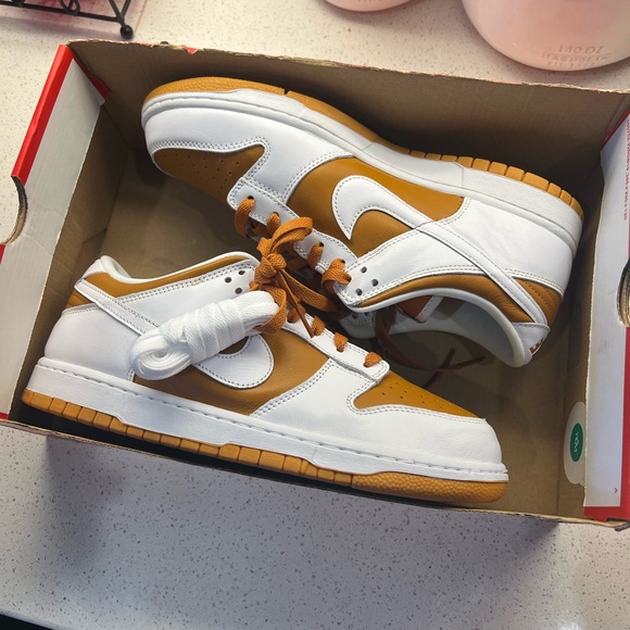 Nike Dunk Low Curry Men’s 10.5 NIB - Picture 1 of 4